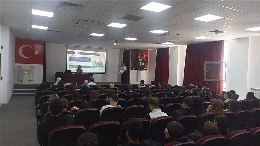 Müdürlüğümüz Koordinasyonunda Mesleki ve Teknik Orta Öğrenim 12. Sınıf Öğrencilerine Yönelik Girişimcilik Eğitimleri Gerçekleştirildi